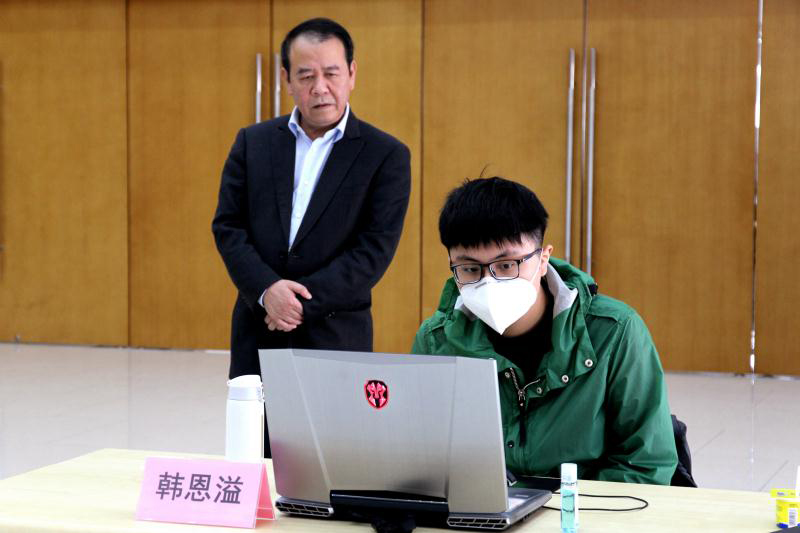 上海賽區韓恩溢在比賽中 中國圍棋隊供圖
